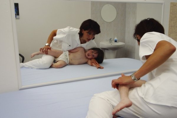 مصحة الأطفال(نوفي لازني)